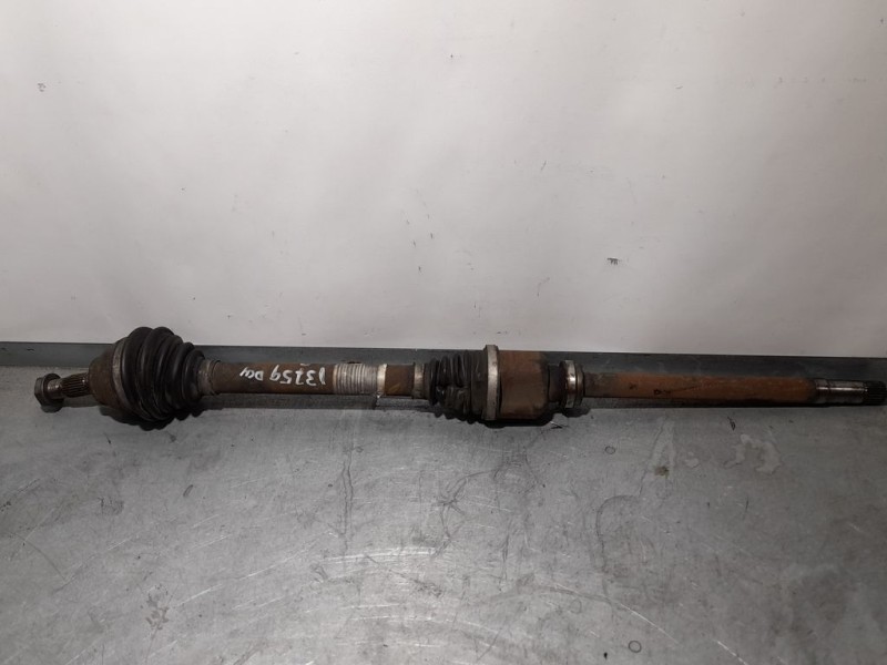 Recambio de transmision delantera derecha para peugeot 5008 allure referencia OEM IAM 9661107480  