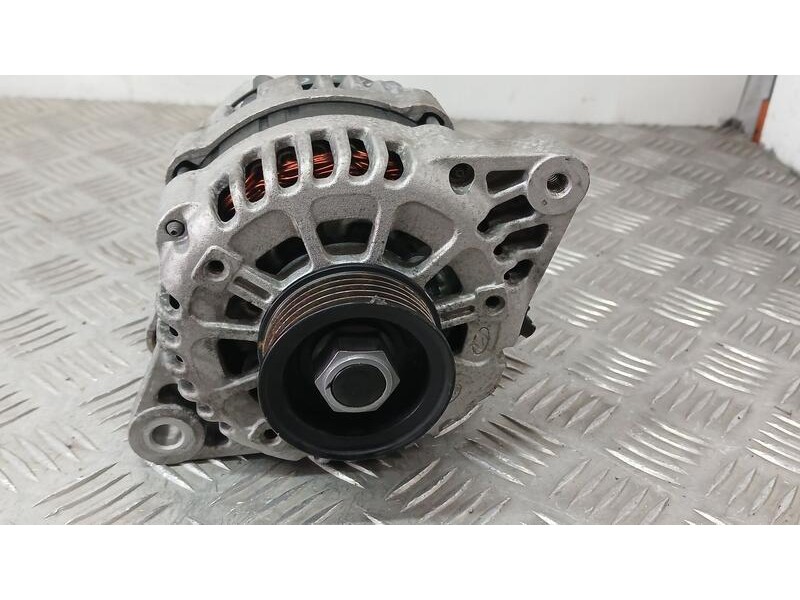 Recambio de alternador para kia cee´d concept referencia OEM IAM 3730003805 REMY 8400339