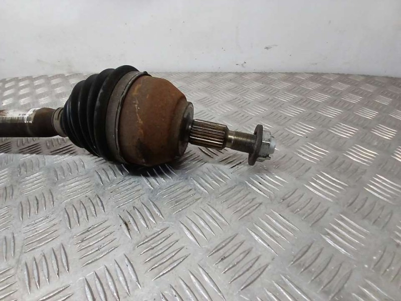 Recambio de transmision delantera derecha para ford kuga (cbv) titanium referencia OEM IAM 8V413B436BC  