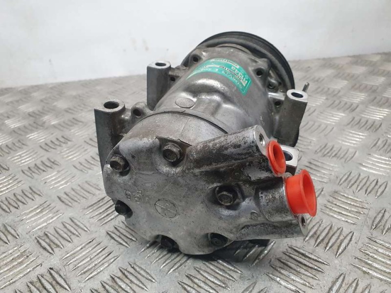 Recambio de compresor aire acondicionado para renault clio ii fase i (b/cbo) 1.9 d rn referencia OEM IAM 7700111235 SD6V12 SANDE