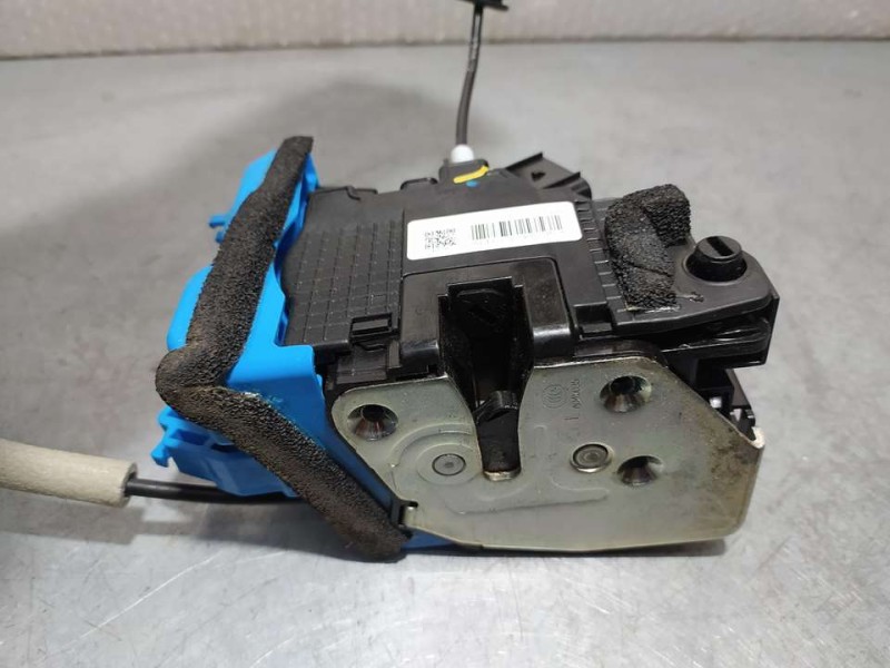 Recambio de cerradura puerta trasera izquierda para kia cee´d concept referencia OEM IAM 81410A2400  4 PINES