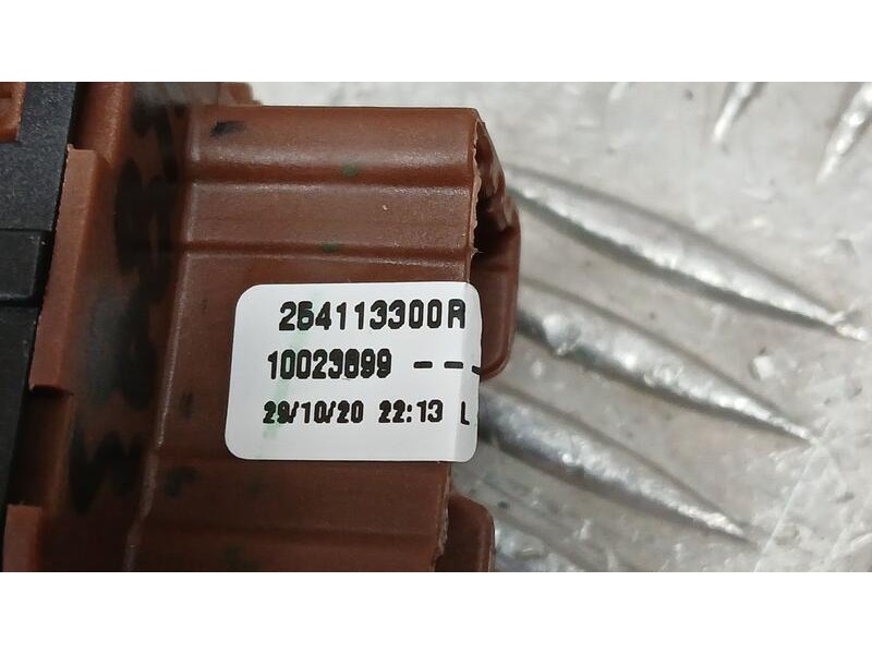 Recambio de mando elevalunas delantero izquierdo para dacia sandero iii 1.0 tce 90 referencia OEM IAM 254113300R MANDO ELEVALUNA