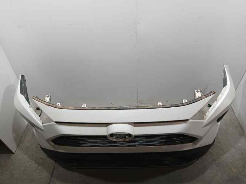 Recambio de paragolpes delantero para toyota rav4 hybrid 4x4 advance referencia OEM IAM 1909383511  TOCADO