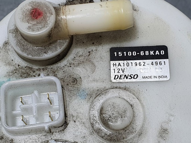 Recambio de aforador para suzuki alto amf 310 glx referencia OEM IAM 1510068KA0 HA1019624961 DENSO