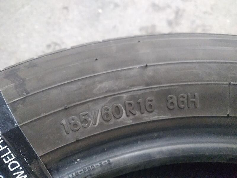 Recambio de neumatico pareja para neumaticos reutilizados - referencia OEM IAM 185601686H TOYO 185/60/16/86H