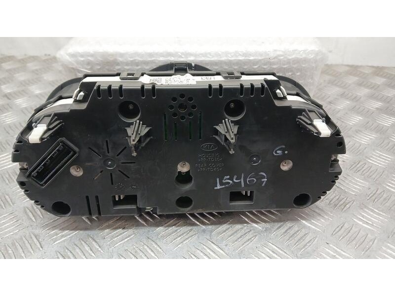 Recambio de cuadro instrumentos para kia cee´d concept referencia OEM IAM 94033A2000  A2C105294020