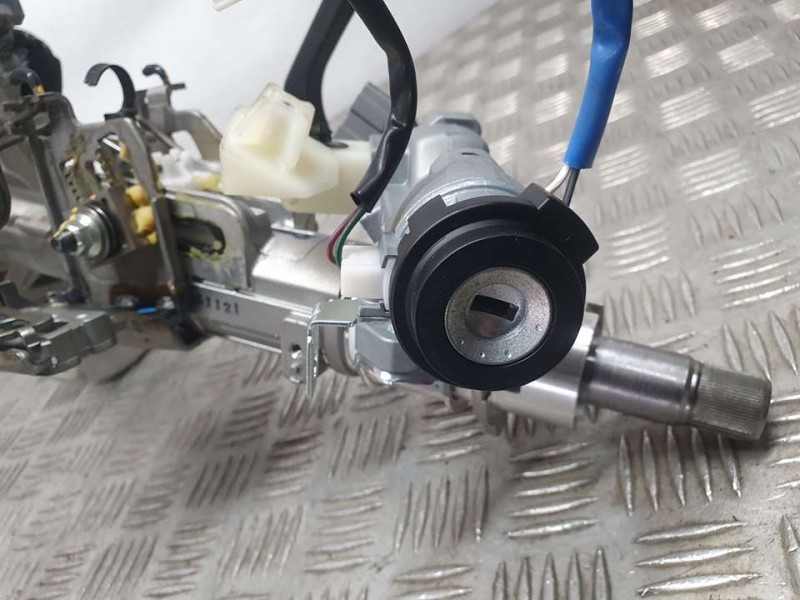 Recambio de columna direccion para hyundai kona pure referencia OEM IAM J956399500 6871837 4OSDC105 MOBIS ELECTRO-MECANICA