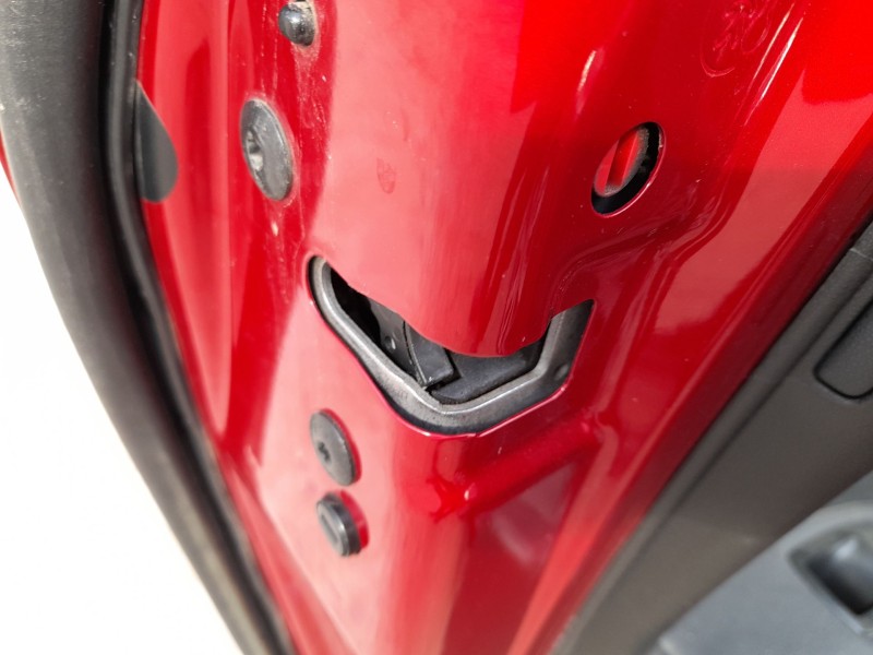 Recambio de cerradura puerta trasera izquierda para citroën c4 ii (nc_) 1.6 bluehdi 100 referencia OEM IAM 9137W1  