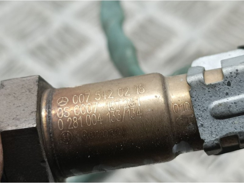 Recambio de sonda lambda para mercedes-benz clase c (w204) berlina c 200 cdi blueefficiency (204.001) referencia OEM IAM 0075420