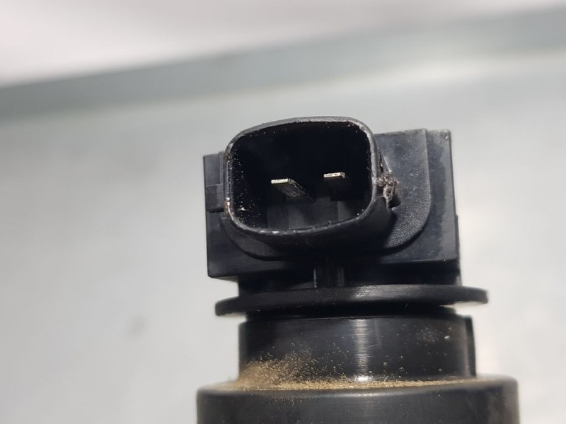 Recambio de bobina encendido para kia venga basic referencia OEM IAM 273012B010  