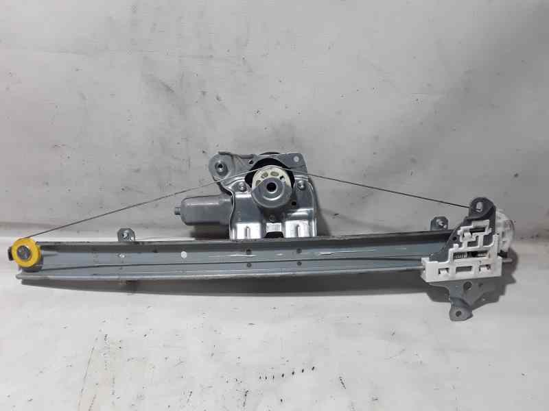 Recambio de elevalunas delantero derecho para nissan x-trail (t32) 360 referencia OEM IAM  6 PINS ELECTRICO
