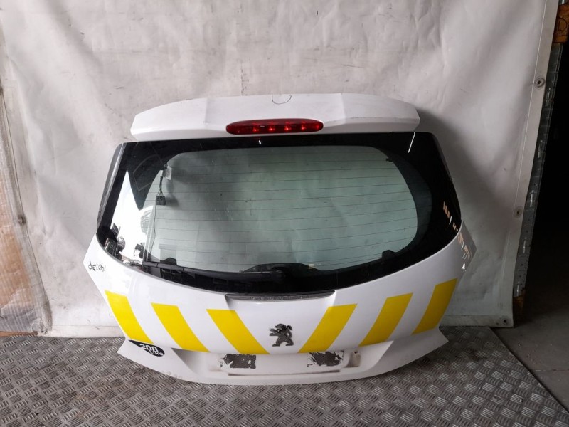 Recambio de porton trasero para peugeot 208 access referencia OEM IAM 9810682180  