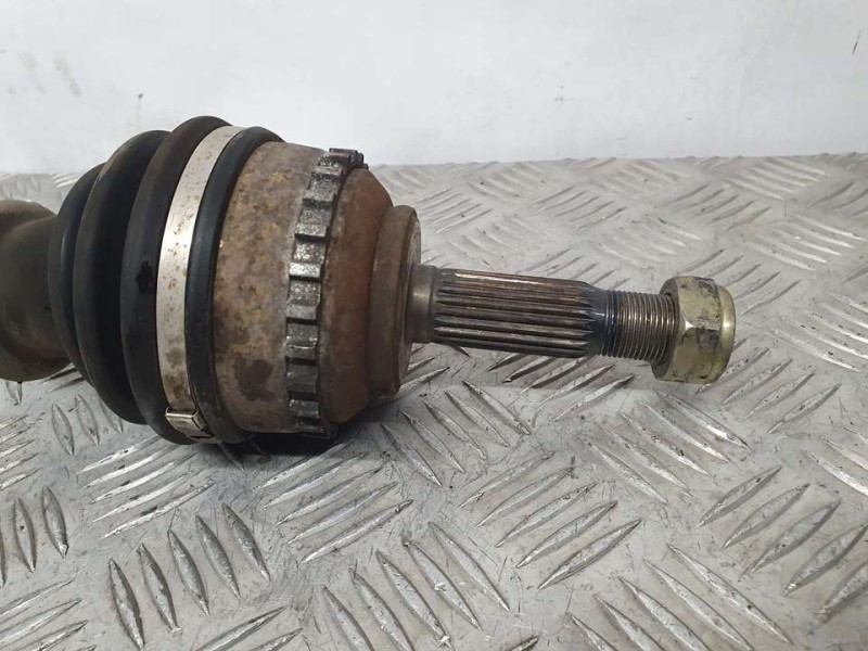 Recambio de transmision delantera izquierda para renault clio ii fase i (b/cbo) 1.9 d rn referencia OEM IAM SIN REF  