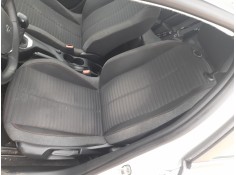 ASIENTO DELANTERO IZQUIERDO 