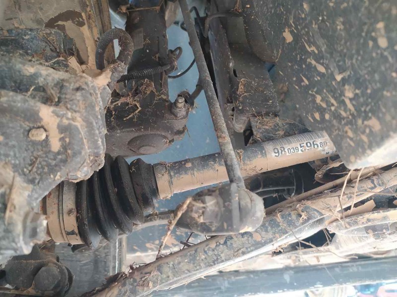 Recambio de transmision delantera derecha para peugeot 208 signature referencia OEM IAM 9803959680  