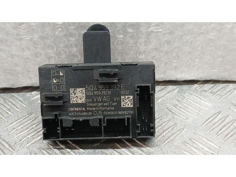 Recambio de modulo electronico para seat leon (5f1) 1.4 tgi referencia OEM IAM 5Q4959392E CONTINENTAL A2C749680400