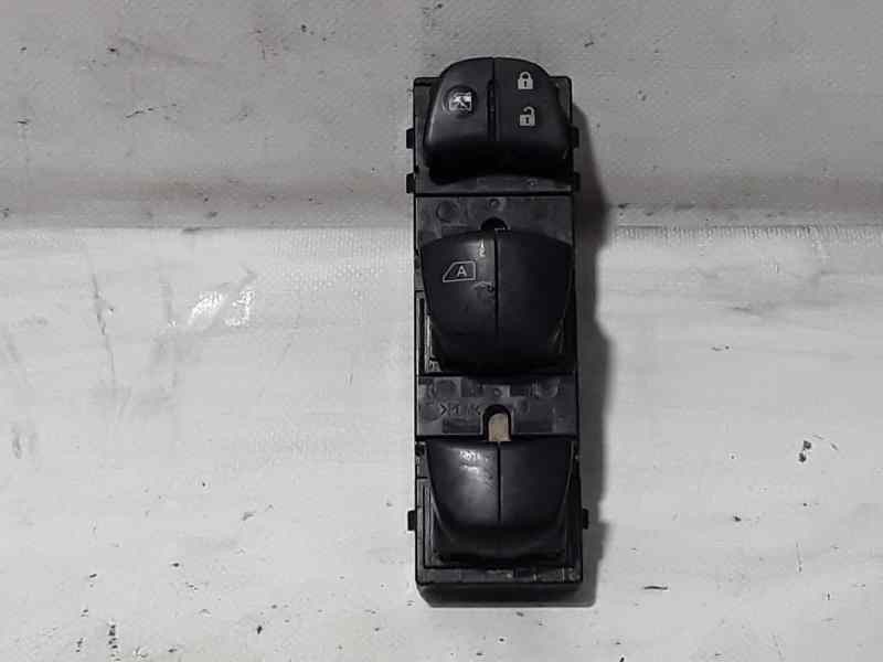 Recambio de mando elevalunas delantero izquierdo para nissan x-trail (t32) 360 referencia OEM IAM   