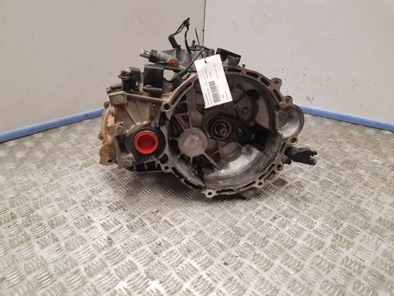 Recambio de caja cambios para kia rio 1.5 crdi ex2 referencia OEM IAM P51763 102069 5VELOCIDADES