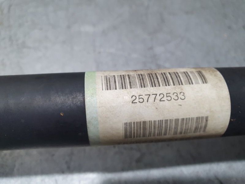 Recambio de transmision trasera izquierda para cadillac cts 4 puertas referencia OEM IAM 25772533  