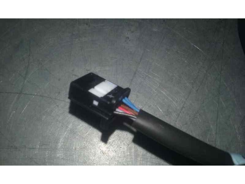 Recambio de retrovisor izquierdo para renault clio iv business referencia OEM IAM 963025724R  ELECTRICO 7 CABLES