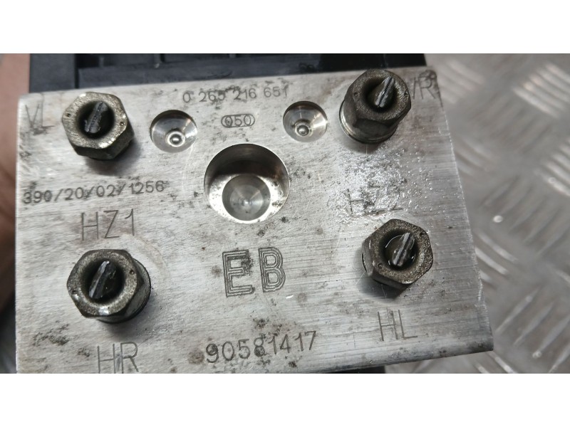 Recambio de abs para opel astra g hatchback (t98) 1.7 cdti (f08, f48) referencia OEM IAM 90581417 BOSCH 0265216651