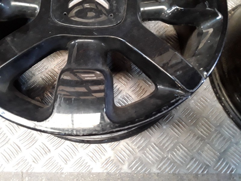 Recambio de juego llantas aluminio para citroën c4 cactus 1.5 bluehdi 100 referencia OEM IAM 6.5X17 4 TORN ET19 ALUMINIO ROZADAS