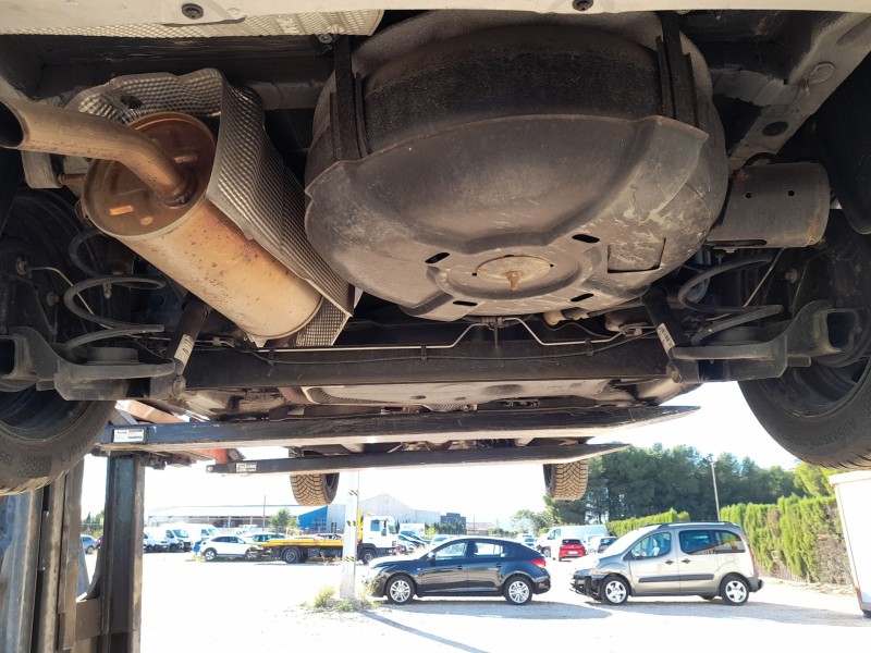 Recambio de puente trasero para dacia lodgy (js_) 1.6 lpg referencia OEM IAM 555117070R TAMBOR C/ABS Y 4 TORNILLOS 