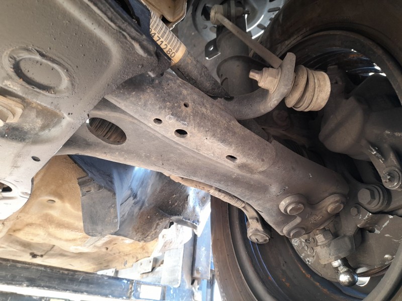 Recambio de brazo suspension inferior delantero izquierdo para peugeot partner furgoneta/monovolumen (k9) 1.5 bluehdi 100 refere