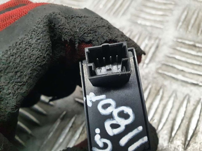 Recambio de mando elevalunas delantero derecho para fiat bravo (198) 1.9 dynamic multijet referencia OEM IAM SIN REF  