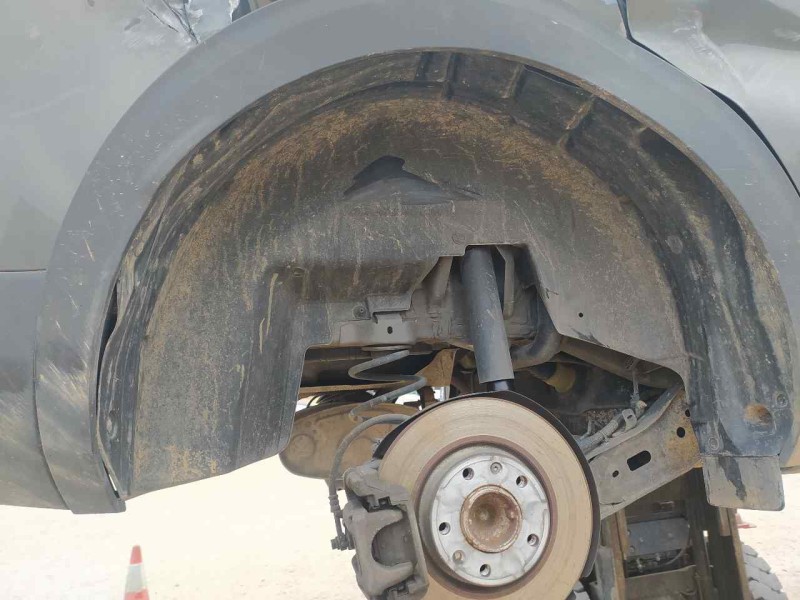 Recambio de plastico pase rueda tras. dch. para peugeot 3008 gt-line referencia OEM IAM 9810125580  