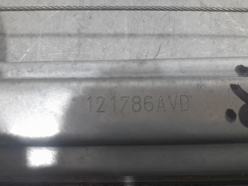 Recambio de elevalunas delantero derecho para citroën c4 ii (nc_) 1.6 bluehdi 100 referencia OEM IAM 430106C0 121786AVD 