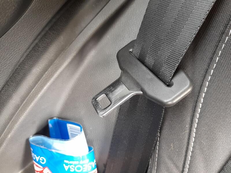 Recambio de cinturon seguridad trasero derecho para ford ka+ iii (uk, fk) 1.2 ti-vct referencia OEM IAM 2241734  