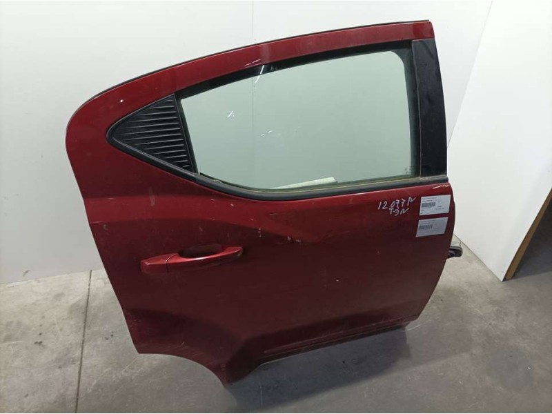 Recambio de puerta trasera derecha para dodge avenger sxt referencia OEM IAM   TOCADA