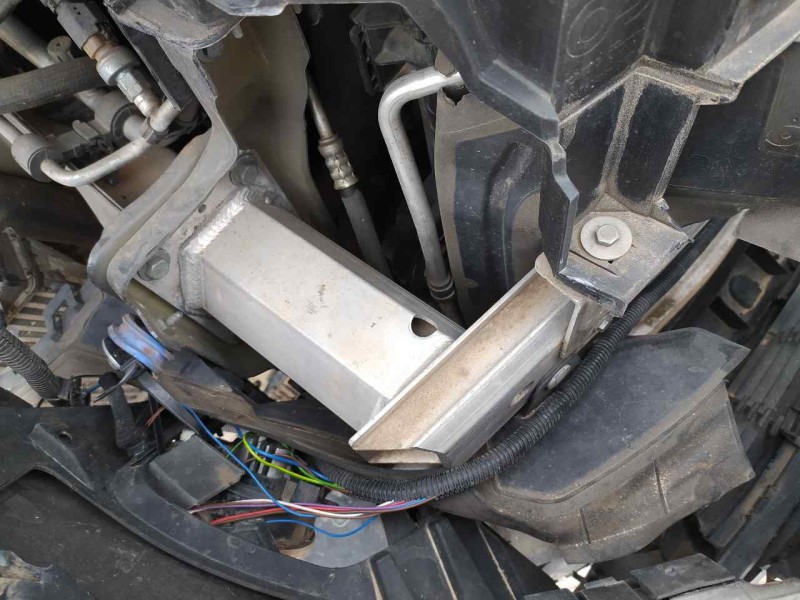 Recambio de refuerzo paragolpes delantero para peugeot 3008 gt-line referencia OEM IAM 9822100180  