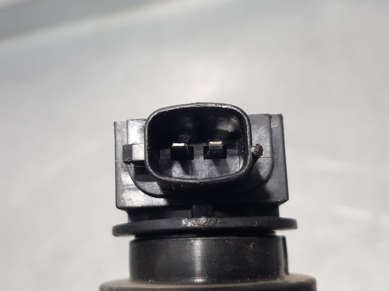 Recambio de bobina encendido para kia venga basic referencia OEM IAM 273012B010  