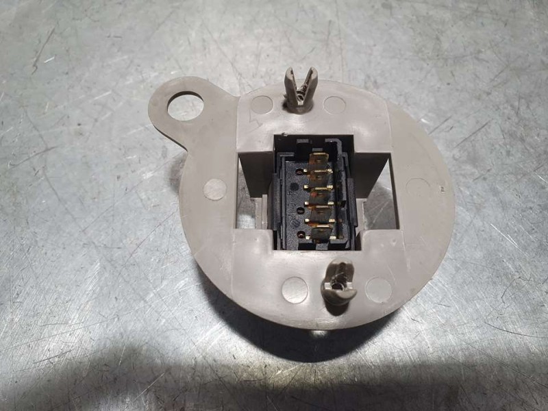 Recambio de mando elevalunas trasero derecho para citroën xsara picasso 1.6 hdi sx referencia OEM IAM 9638569080  