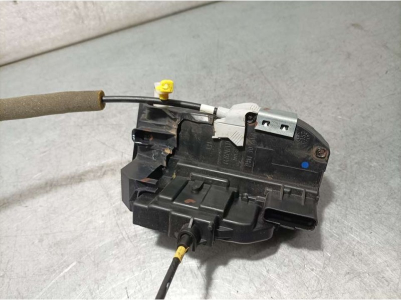 Recambio de cerradura puerta delantera izquierda para renault kadjar experience referencia OEM IAM 805014EA2B  ELECTRICA 6PINS