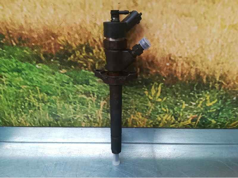 Recambio de inyector para citroën c4 berlina 1.6 16v hdi referencia OEM IAM 0445110188  BOSCH