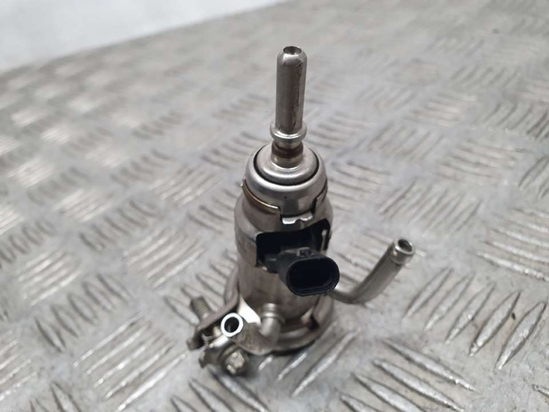 Recambio de inyector adblue para bmw serie 1 lim. (f40) 118d m sport referencia OEM IAM 858020901 A2C95505000 