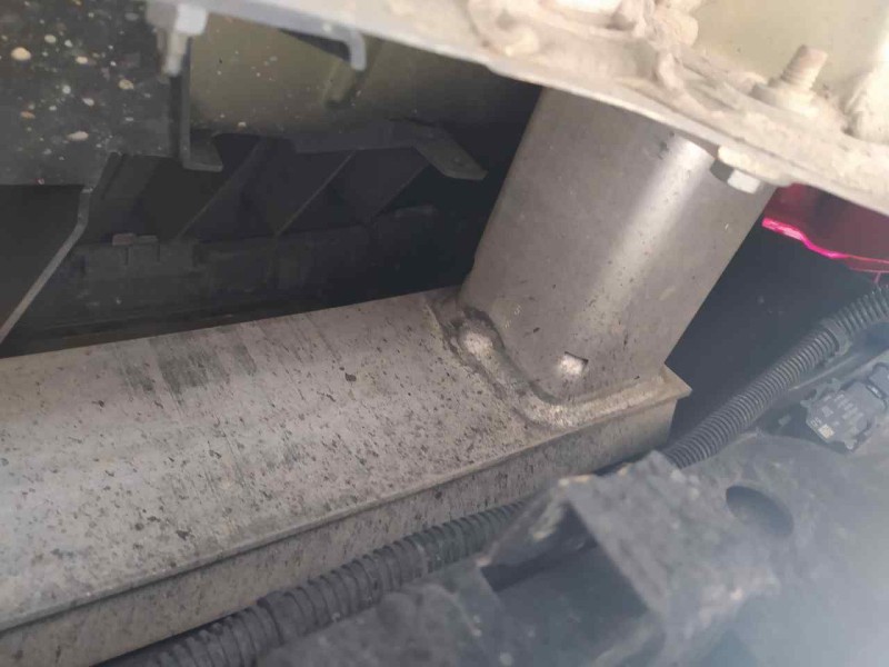 Recambio de refuerzo paragolpes trasero para peugeot 3008 gt-line referencia OEM IAM 9816071580  