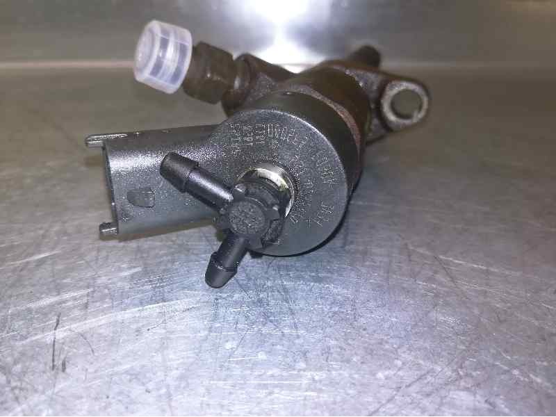 Recambio de inyector para citroën c4 berlina 1.6 16v hdi referencia OEM IAM 0445110188  BOSCH