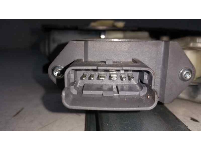 Recambio de elevalunas trasero izquierdo para peugeot 5008 sport pack referencia OEM IAM  6 PINS ELECTRICO