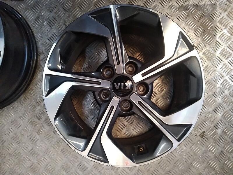 Recambio de juego llantas aluminio para kia xceed drive referencia OEM IAM 6.5X16 5 TORN ET40 ALUMINIO ROZADAS