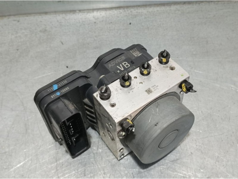 Recambio de abs para toyota c-hr hybrid style plus referencia OEM IAM 8954110080 4451010070 ADVICS