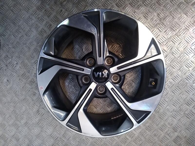 Recambio de juego llantas aluminio para kia xceed drive referencia OEM IAM 6.5X16 5 TORN ET40 ALUMINIO ROZADAS