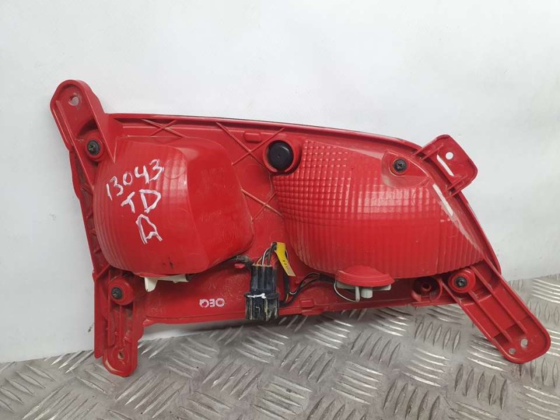 Recambio de piloto trasero derecho paragolpes para hyundai kona pure referencia OEM IAM 92406J90 MOBIS TRASERO INFERIOR
