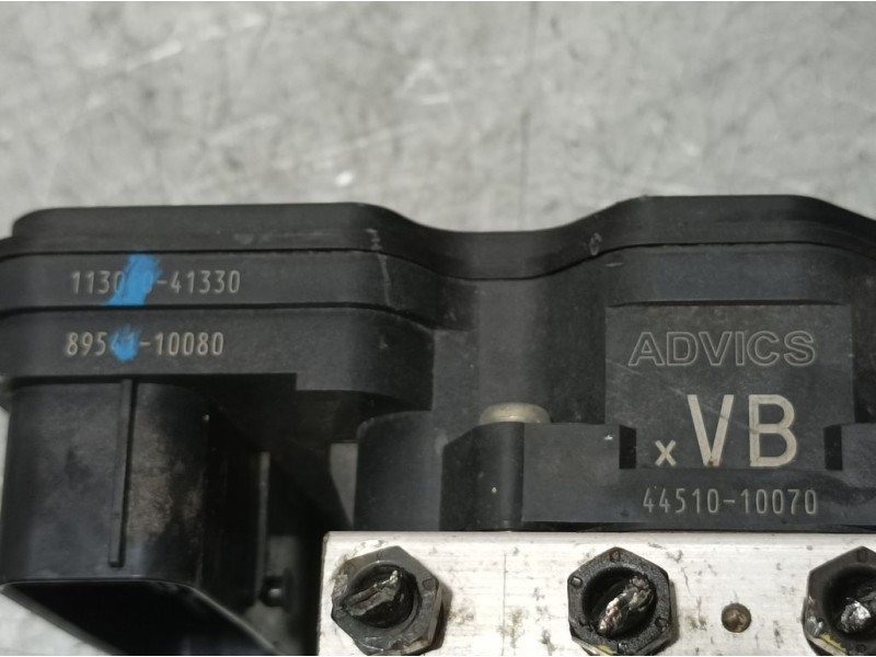 Recambio de abs para toyota c-hr hybrid style plus referencia OEM IAM 8954110080 4451010070 ADVICS