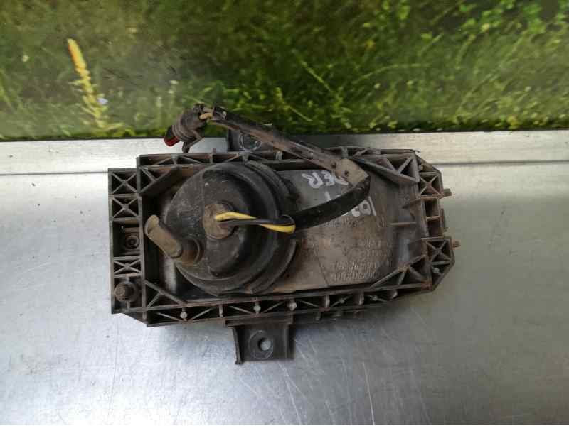 Recambio de faro antiniebla derecho para opel omega b básico berlina referencia OEM IAM 90457820 2 CABLES CARELLO