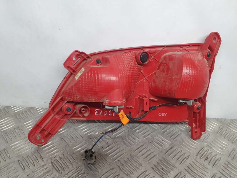 Recambio de piloto trasero izquierdo paragolpes para hyundai kona pure referencia OEM IAM 92405J901 MOBIS TRASERO INFERIOR