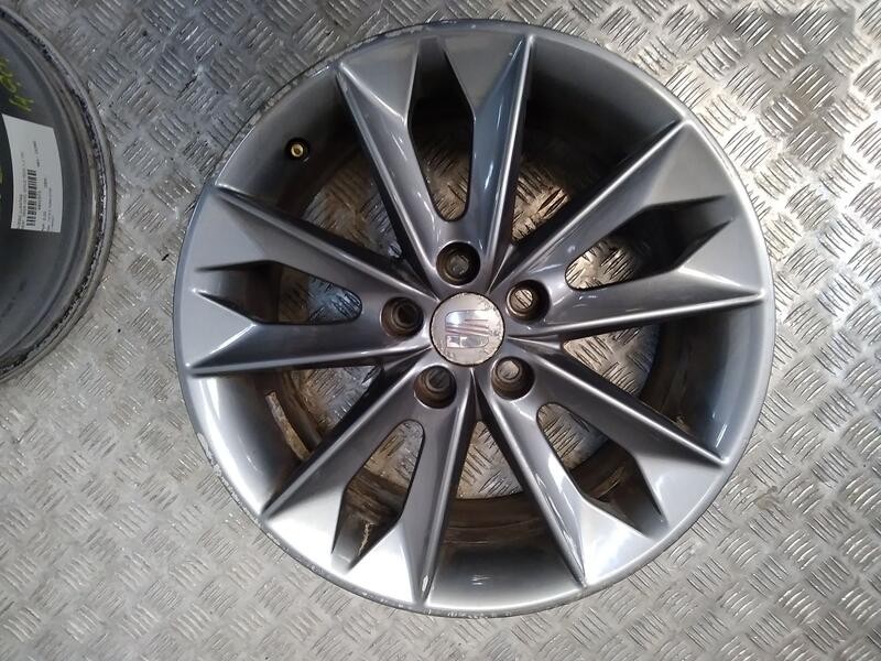 Recambio de juego llantas aluminio para seat ibiza (6j5) style tech referencia OEM IAM 7X16 5 TORN ET43 ALUMINIO ROZADAS